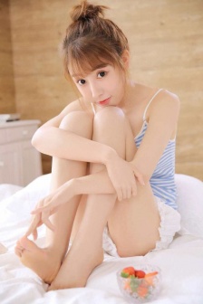 树林男女激烈野战XXⅩXXX